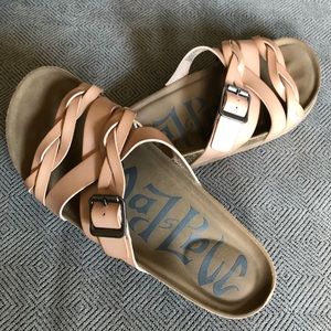 Birkenstock’s STYLE sandals with buckle